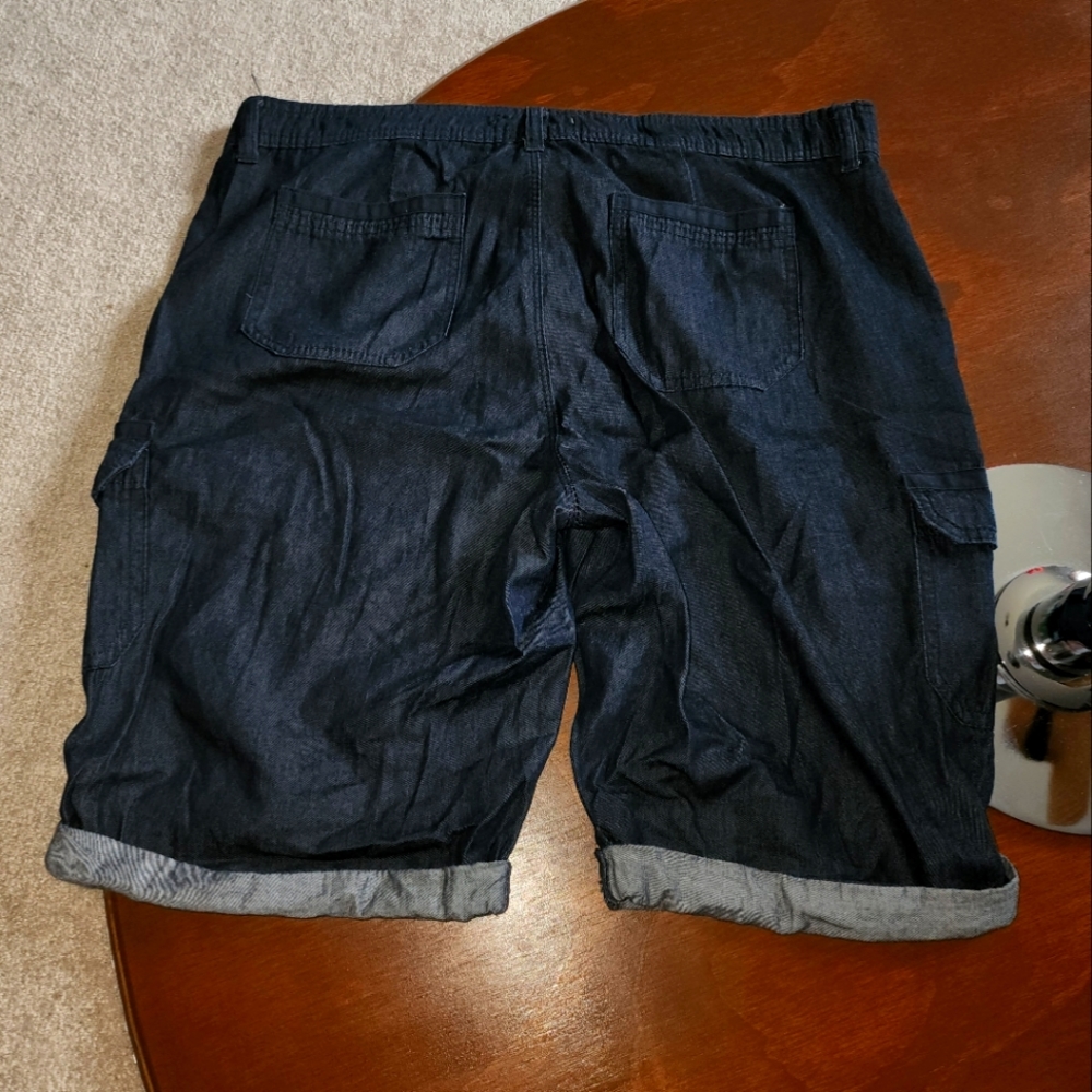 Cargo style shorts